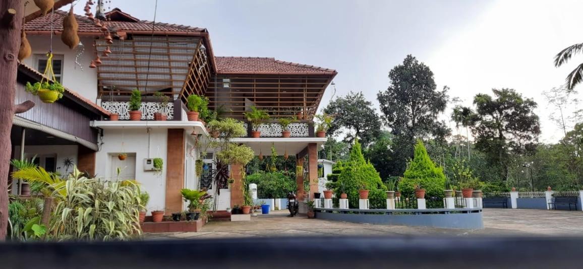 Pepper Valley Resort Kalpetta Exterior foto